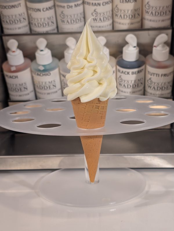 Cream Ice cream Foam Tapered cone