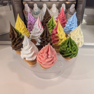 16 hole stand with 10 cones Ice cream Foam cones
